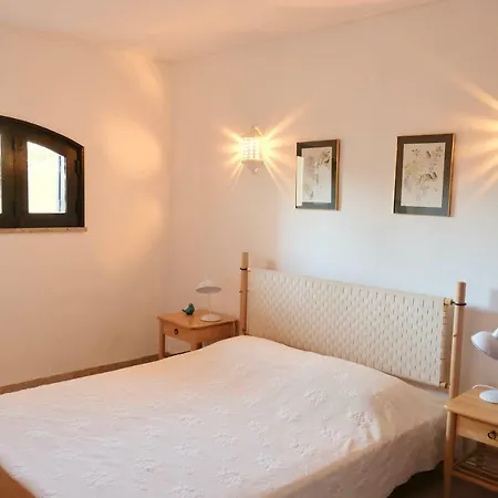 Lejlighed Peaceful & Spacious With Parking & Queen Bed