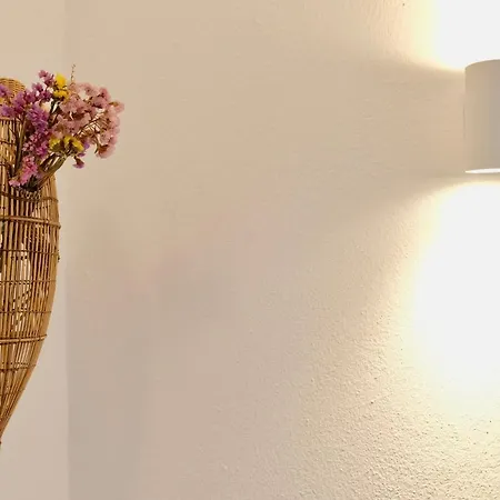 Peaceful & Spacious With Parking & Queen Bed Apartment Carvoeiro (Lagoa)
